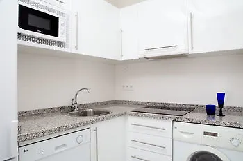 Urban Living Alcazabilla Апартаменты