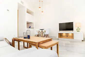 Апартаменты Urban Living Alcazabilla Малага